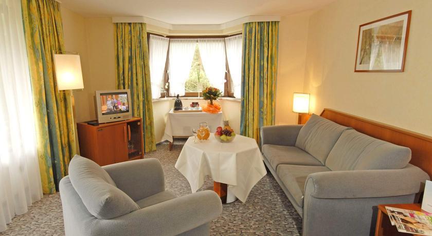 Balladins Superior Hotel Gutsmann Bad Bramstedt Extérieur photo